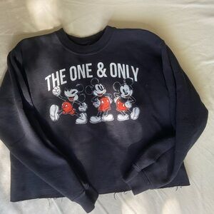 Mickey Mouse cropped sweatshirt extra small